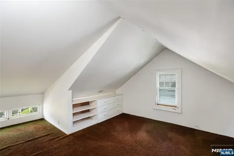 582 Center Avenue River Edge NJ 07661