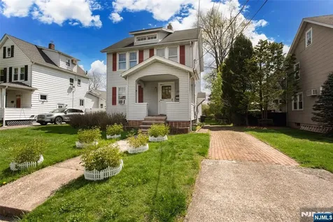 582 Center Avenue River Edge NJ 07661