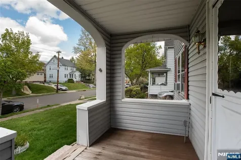 582 Center Avenue River Edge NJ 07661