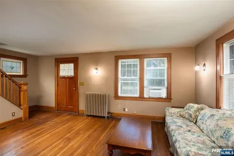 582 Center Avenue River Edge NJ 07661
