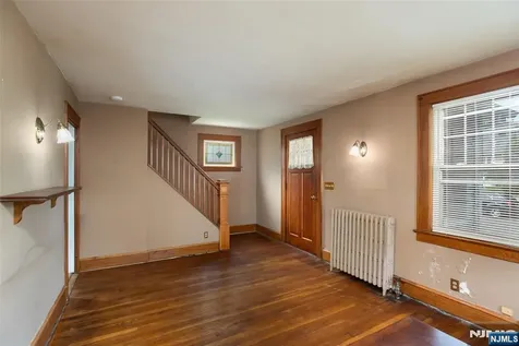 582 Center Avenue River Edge NJ 07661