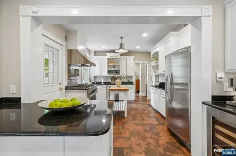 378 Park Street Montclair NJ 07043