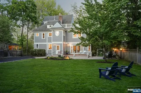 378 Park Street Montclair NJ 07043