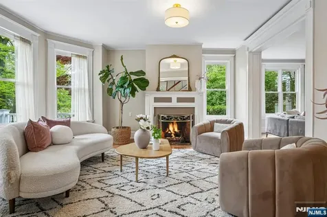 378 Park Street Montclair NJ 07043