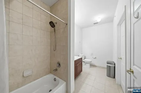 3120 Cory Lane Elmwood Park NJ 07407