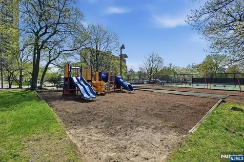 6 Horizon Fort Lee NJ 07024