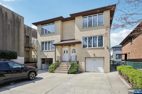 505 3rd Street Palisades Park NJ 07650