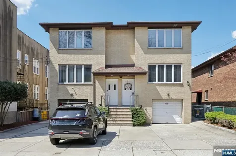 505 3rd Street Palisades Park NJ 07650