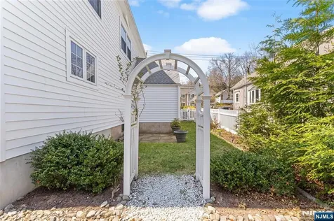 138 Brookside Avenue Cresskill NJ 07626