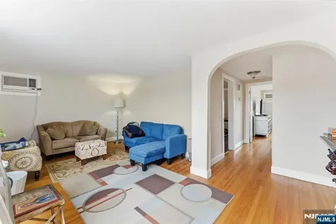 554 Kingsland Avenue Lyndhurst NJ 07071
