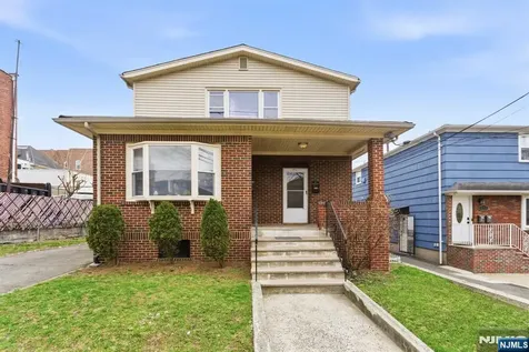 554 Kingsland Avenue Lyndhurst NJ 07071