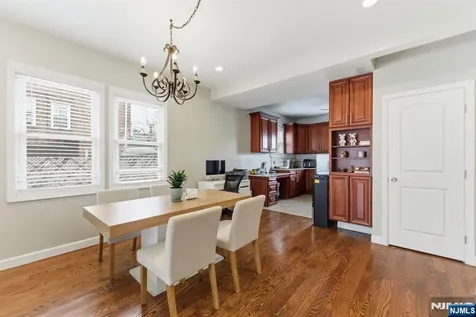 554 Kingsland Avenue Lyndhurst NJ 07071