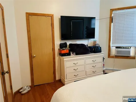 108 Bellevue Avenue Elmwood Park NJ 07407