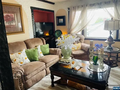 108 Bellevue Avenue Elmwood Park NJ 07407