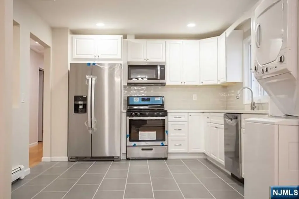 473 Lincoln Street Palisades Park NJ 07650