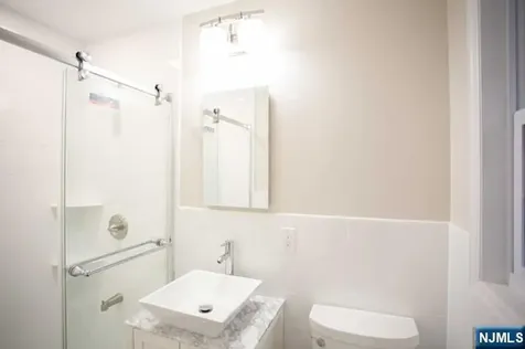 473 Lincoln Street Palisades Park NJ 07650
