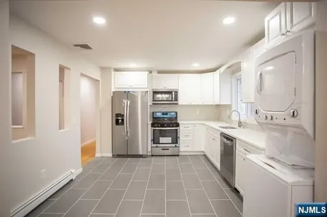 473 Lincoln Street Palisades Park NJ 07650