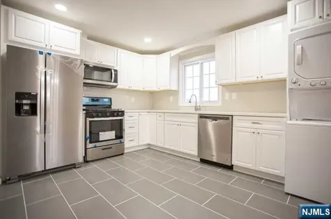 473 Lincoln Street Palisades Park NJ 07650