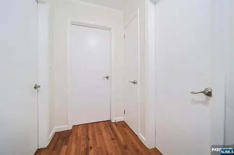 295 Tenafly Road Tenafly NJ 07670