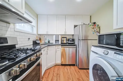 295 Tenafly Road Tenafly NJ 07670
