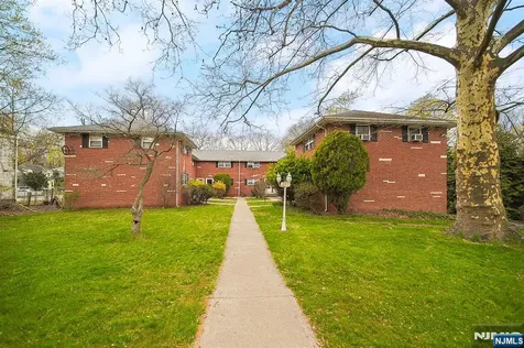 295 Tenafly Road Tenafly NJ 07670