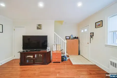 295 Tenafly Road Tenafly NJ 07670