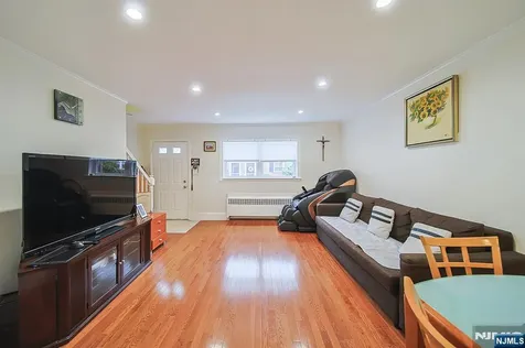 295 Tenafly Road Tenafly NJ 07670