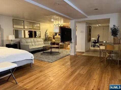 549 Oregon Avenue Cliffside Park NJ 07010
