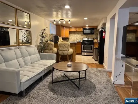 549 Oregon Avenue Cliffside Park NJ 07010