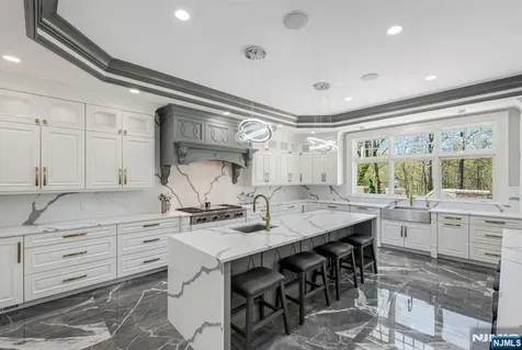340 Indian Trail Drive Franklin Lakes NJ 07417