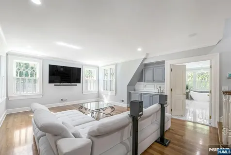 340 Indian Trail Drive Franklin Lakes NJ 07417