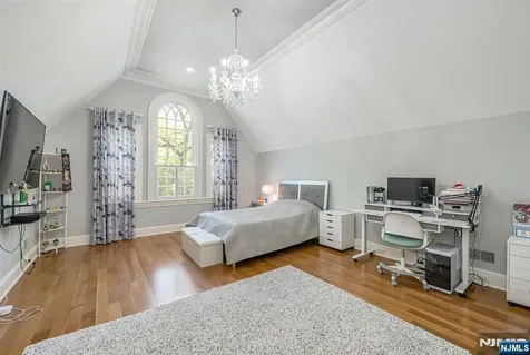 340 Indian Trail Drive Franklin Lakes NJ 07417
