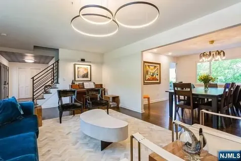 437 Summit Street Englewood Cliffs NJ 07632