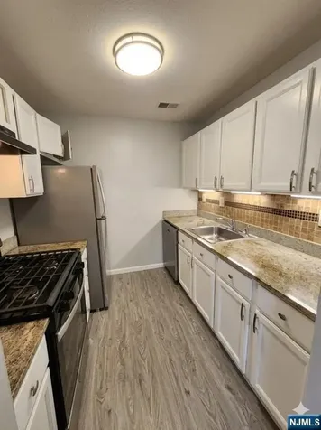 151 W Market Street Newark NJ 07103