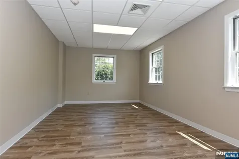 555 Goffle Road Ridgewood NJ 07450