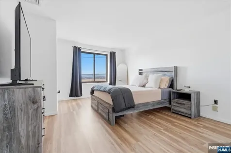 1906 Paterson Plank Road North Bergen NJ 07047