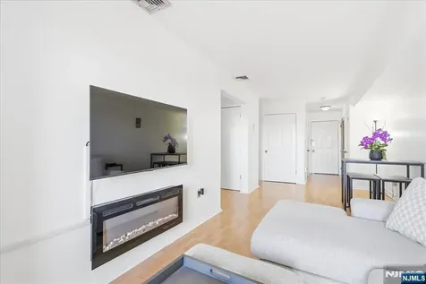 1906 Paterson Plank Road North Bergen NJ 07047
