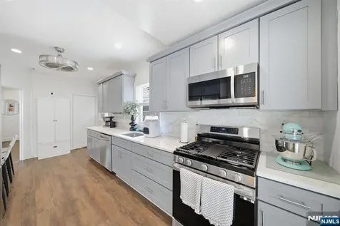 42 Spring Valley Avenue Hackensack NJ 07601