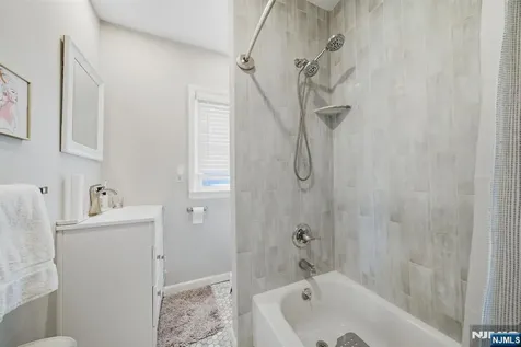 42 Spring Valley Avenue Hackensack NJ 07601