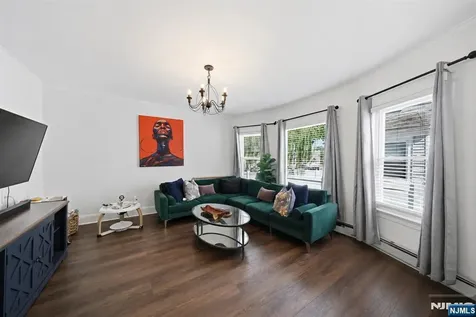 42 Spring Valley Avenue Hackensack NJ 07601