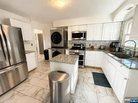 165 Oak Grove Avenue Hasbrouck Heights NJ 07604