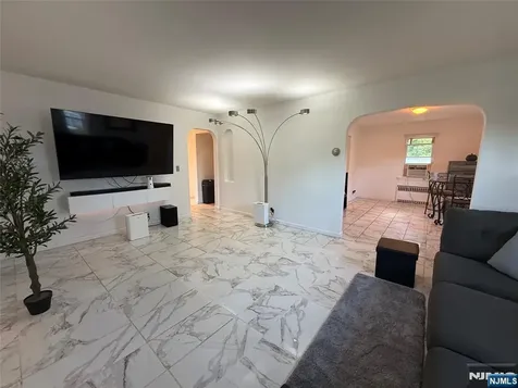 165 Oak Grove Avenue Hasbrouck Heights NJ 07604