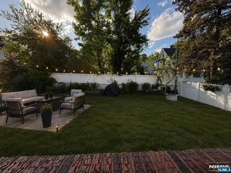 165 Oak Grove Avenue Hasbrouck Heights NJ 07604