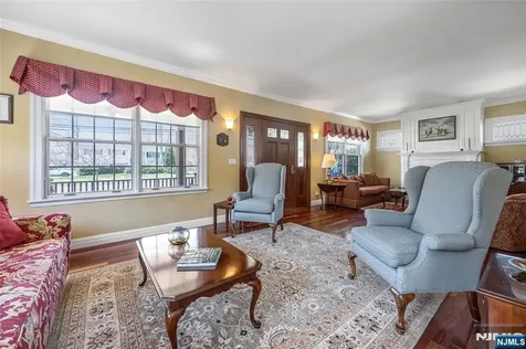 133 N Pleasant Avenue Ridgewood NJ 07450