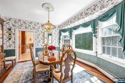 133 N Pleasant Avenue Ridgewood NJ 07450