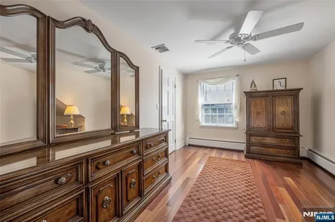 133 N Pleasant Avenue Ridgewood NJ 07450