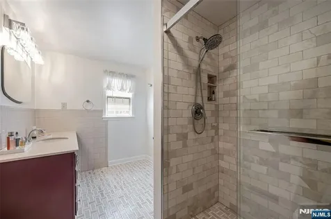133 N Pleasant Avenue Ridgewood NJ 07450