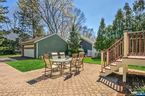 133 N Pleasant Avenue Ridgewood NJ 07450