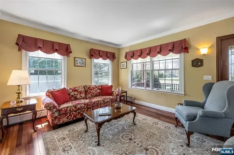133 N Pleasant Avenue Ridgewood NJ 07450
