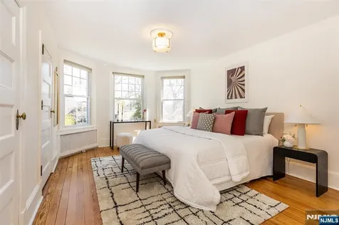 39 Draper Terrace Montclair NJ 07042